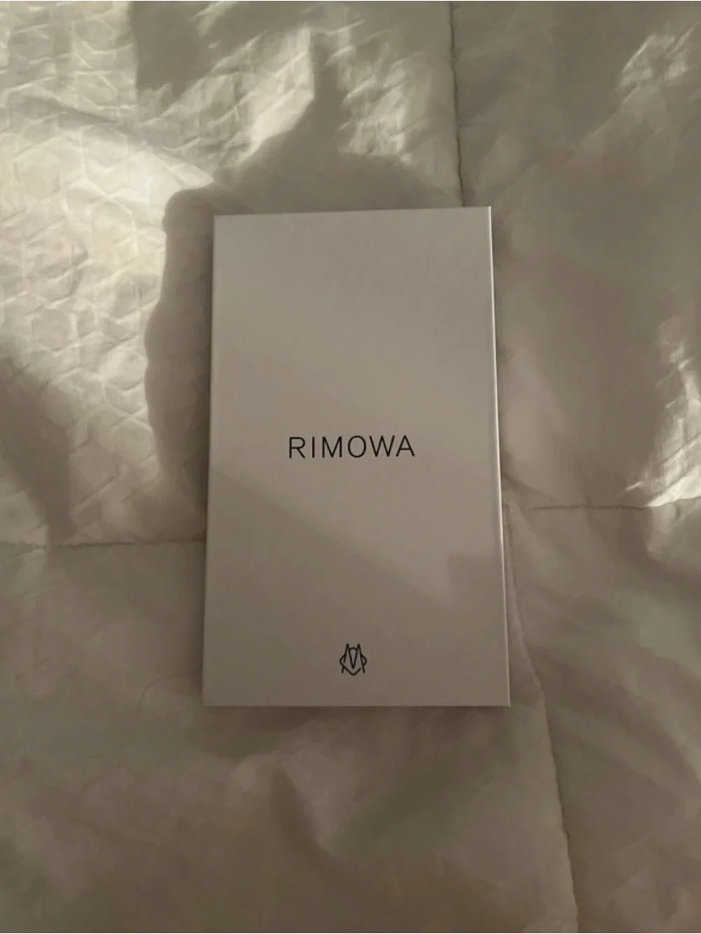 RIMOWA iphone 17